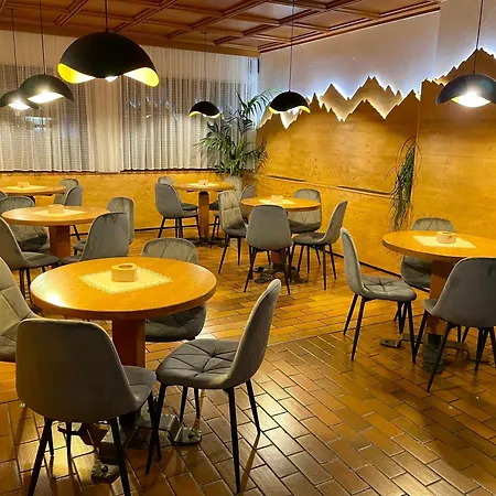 Hotel Waldheim-3